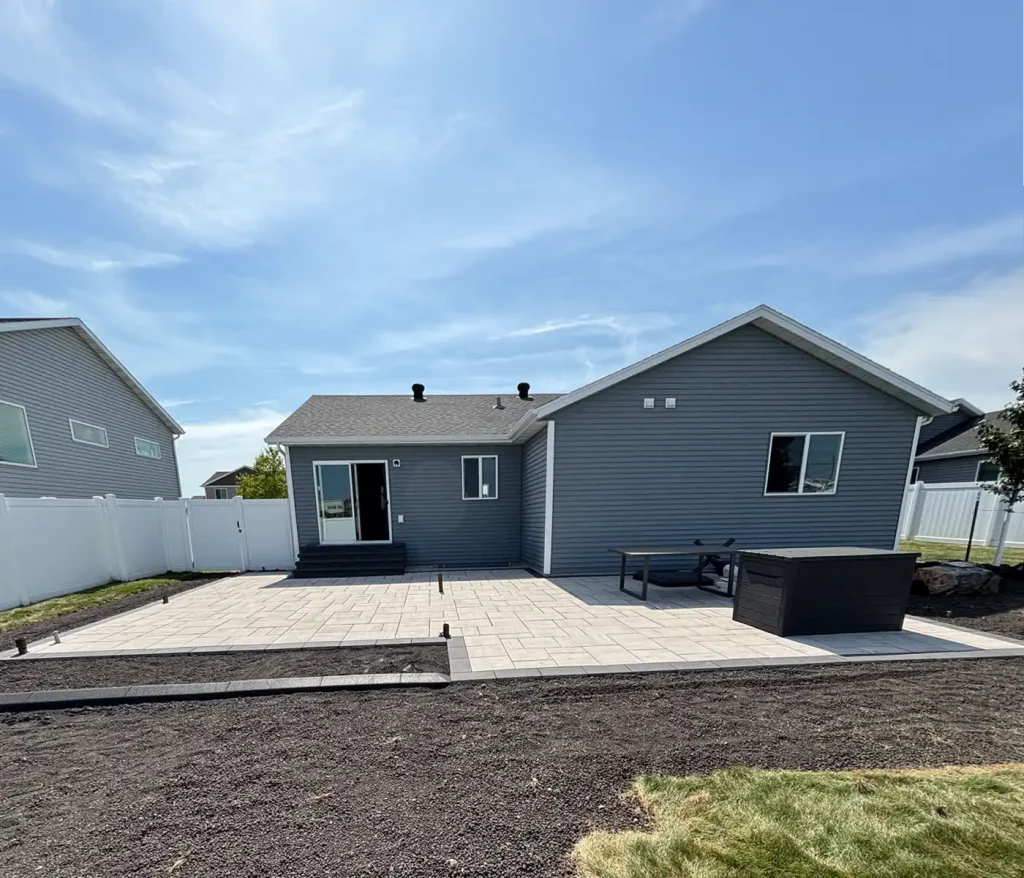 Patio5-090925