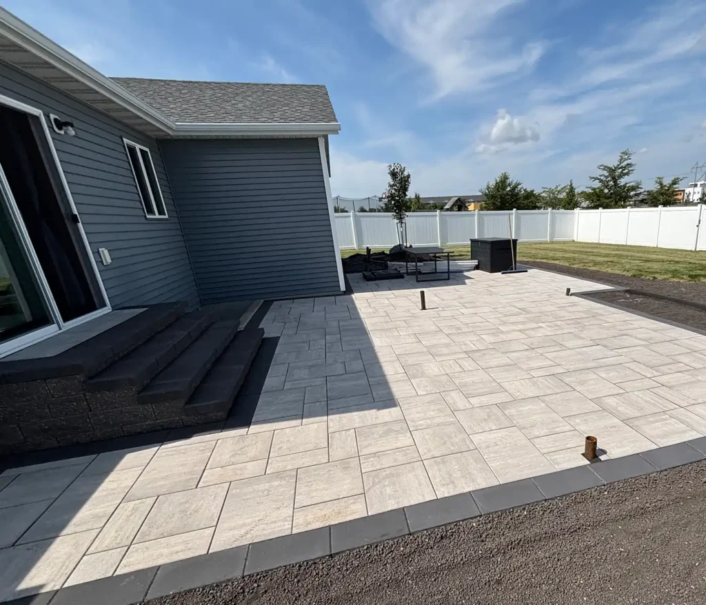 Patio6-090925